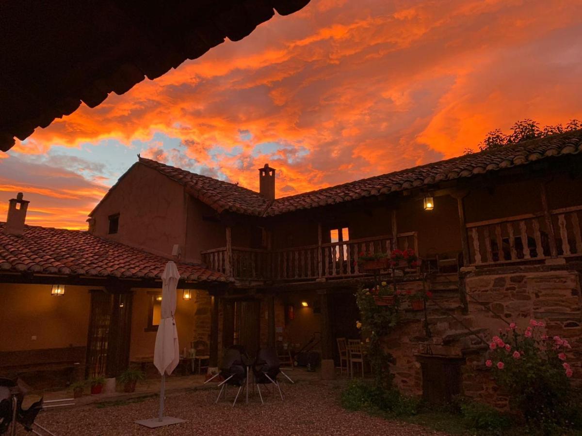 Casa Rural Las Aguedas Murias de Rechivaldo Εξωτερικό φωτογραφία